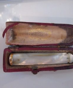 Fume cigare cigarette en nacre et or